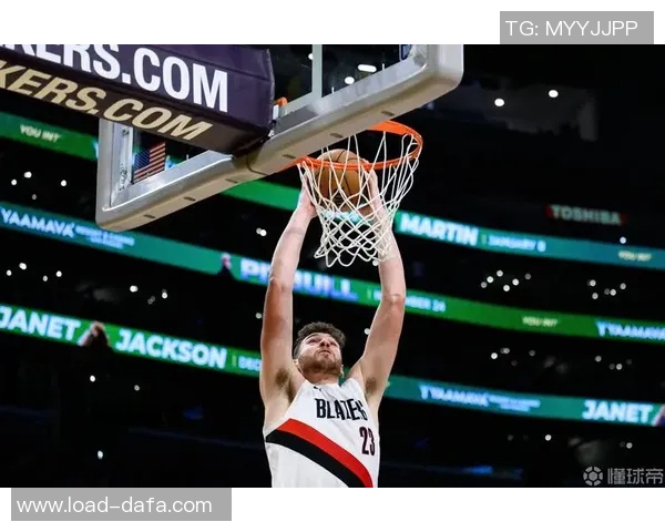 克林根防守能力备受重视球队下半场或将放弃小阵容策略